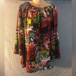 Win Win Lace Trim Sleeve Tunic NWOT